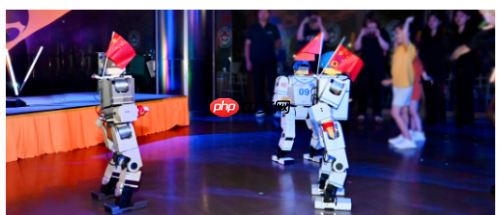 “舞动”国庆黄金周,鹿明机器人携手ClubMed地中海·白日方舟度假村打造“机器人+文旅”新范式