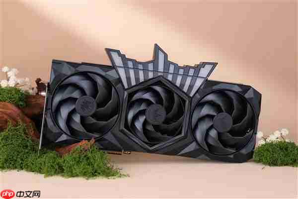 影驰 RTX 5070 Ti HOF OC LAB 黑魂X带你领略《寂静岭f》的日式恐怖重构