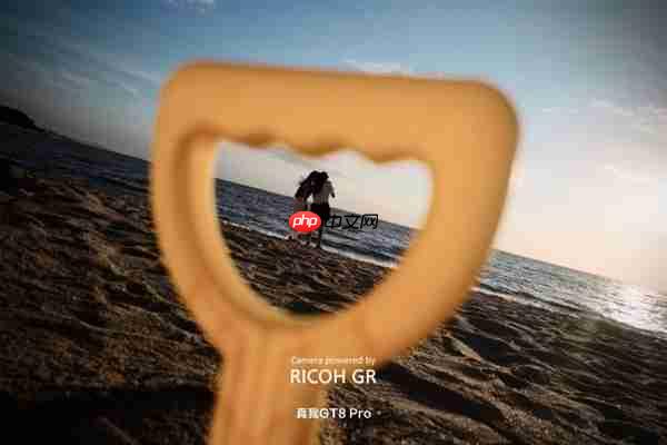 首次联名相机品牌 真我GT8 Pro实拍样张首秀 理光GR味儿拉满
