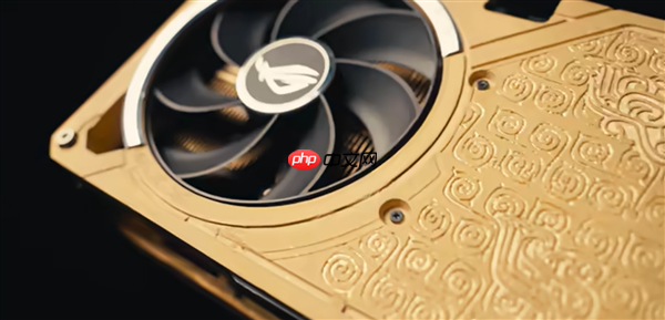 揭秘全球唯一黄金版RTX 5090D！6公斤黄金 神秘大佬买走