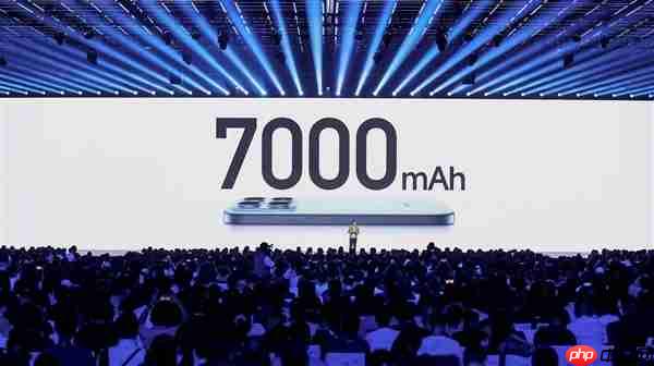 重度负载实测续航超15小时!雷军:7000mAh的小米17真心不用担心续航问题了