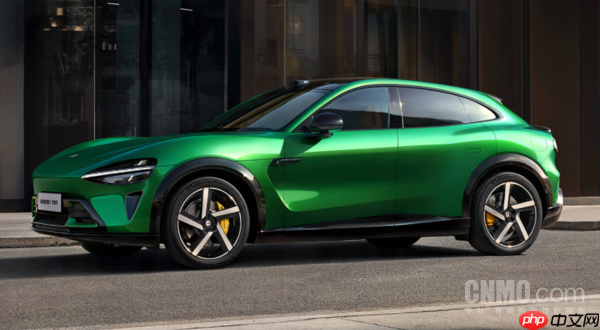 新增Pro Max旗舰 Civi定位调整：小米手机大变阵为哪般？