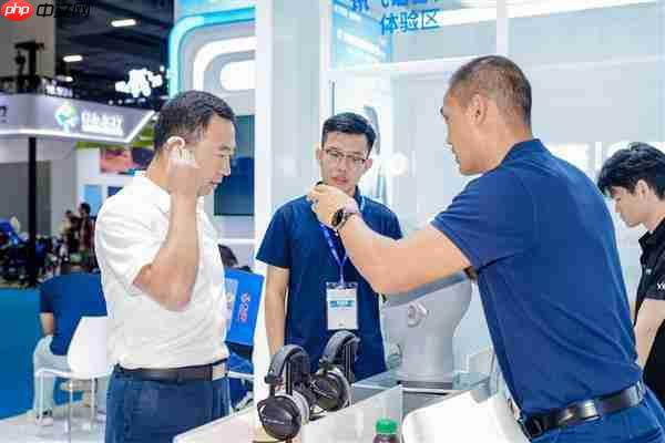 聚焦全球医疗盛宴!讯飞医疗亮相第92届CMEF