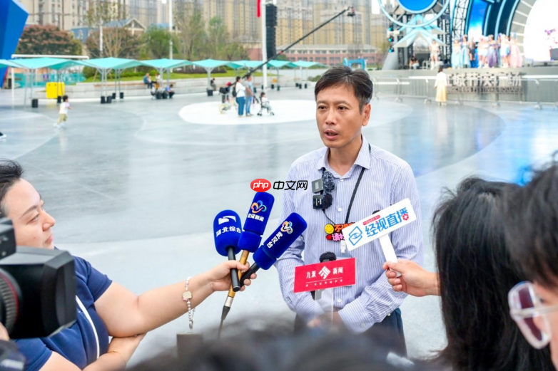 海合安文旅武汉、天津极地海洋度假区揭牌,创行主题化生活方式