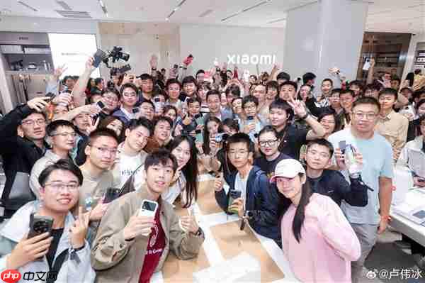 5999元起的小米17 Pro Max卖爆!卢伟冰:说明小米上探超高端赢得了认可