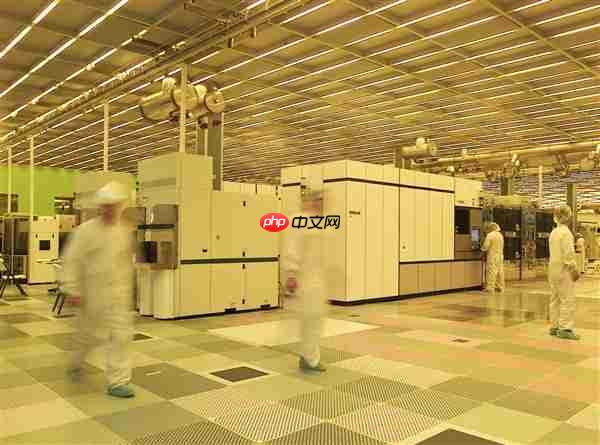 中国半导体之父曾创办中芯国际，引领国产芯片逆袭之路最新动向揭秘