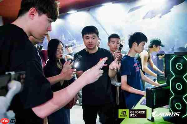 玩家齐赴技嘉AORUS DAY山城之约,RTX 50“嘉”速营奏响电竞狂想曲