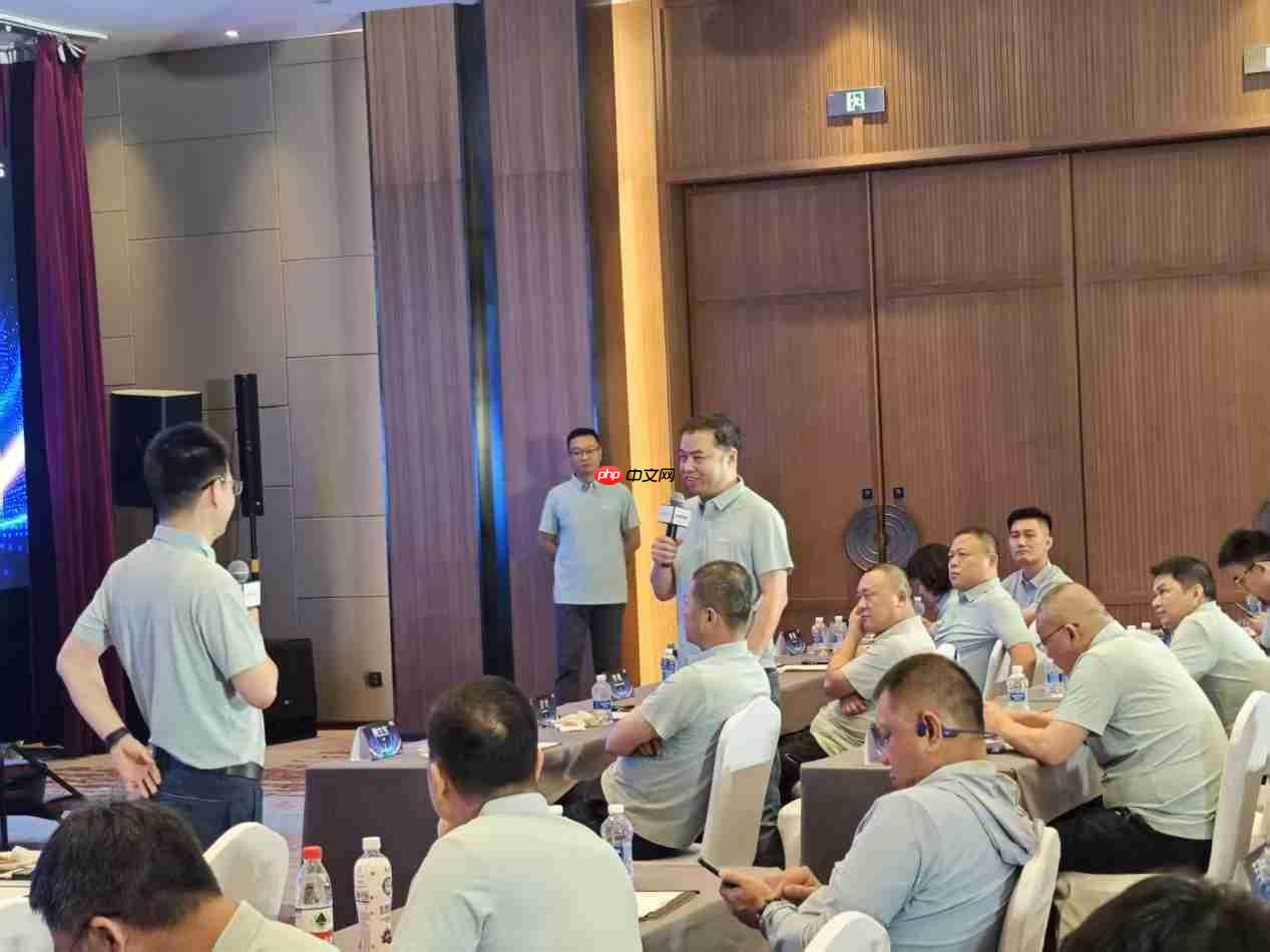 AI焕视，E飞冲天——2025年飞利浦显示器全国操盘手大会隆重召开！