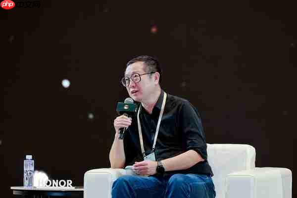 荣耀Magic 8系列AI智能体YOYO首次曝光 AI手机究极形态?