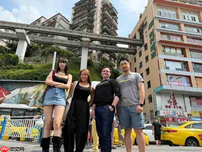 太赛博了!《赛博朋克2077》任务总监称赞重庆是座赛博朋克的城市