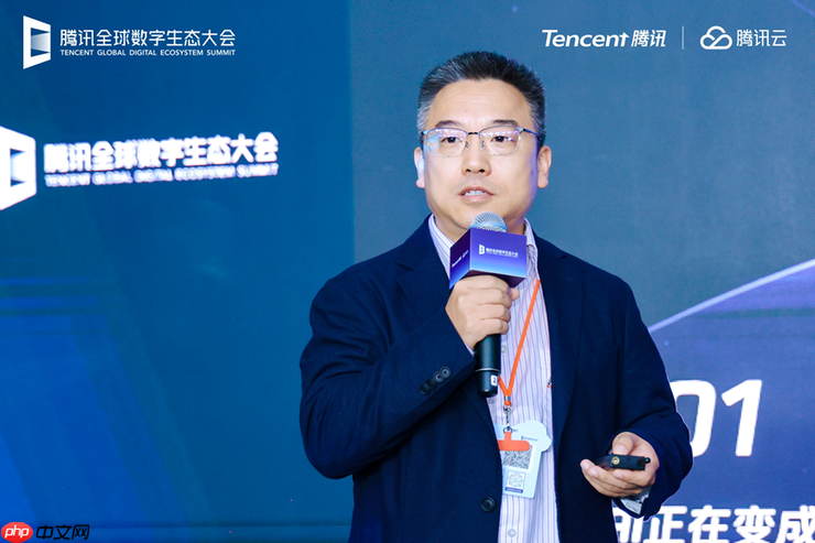 2025腾讯全球数字生态大会:腾讯云发布互联网行业“云+AI”全栈产品,已服务超过1000+家互联网头部企业