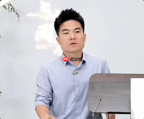 董宇辉谈年轻人做主播:不会以过来人姿态指责他们