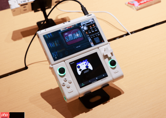 中国原创变形模块化结构!壹号方糖全新双屏安卓变形掌机正式公布