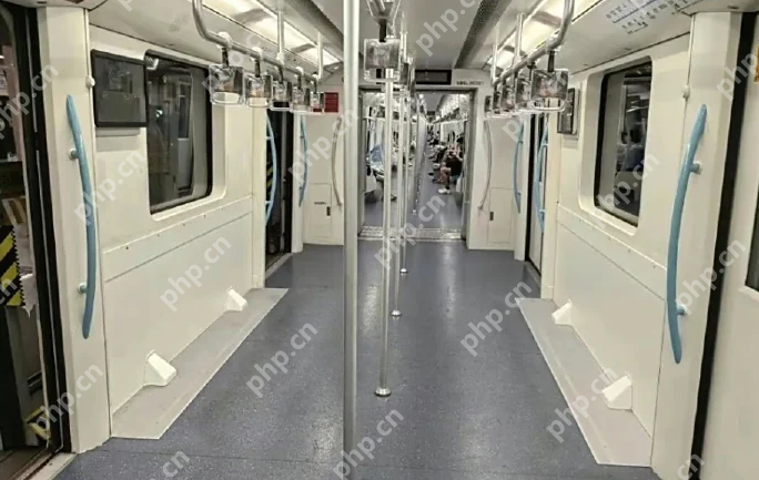 “上海地铁最忙线路”9 号线拆座位引热议,官方回应称“仅改一组列车提升地铁运能“ - php中文网