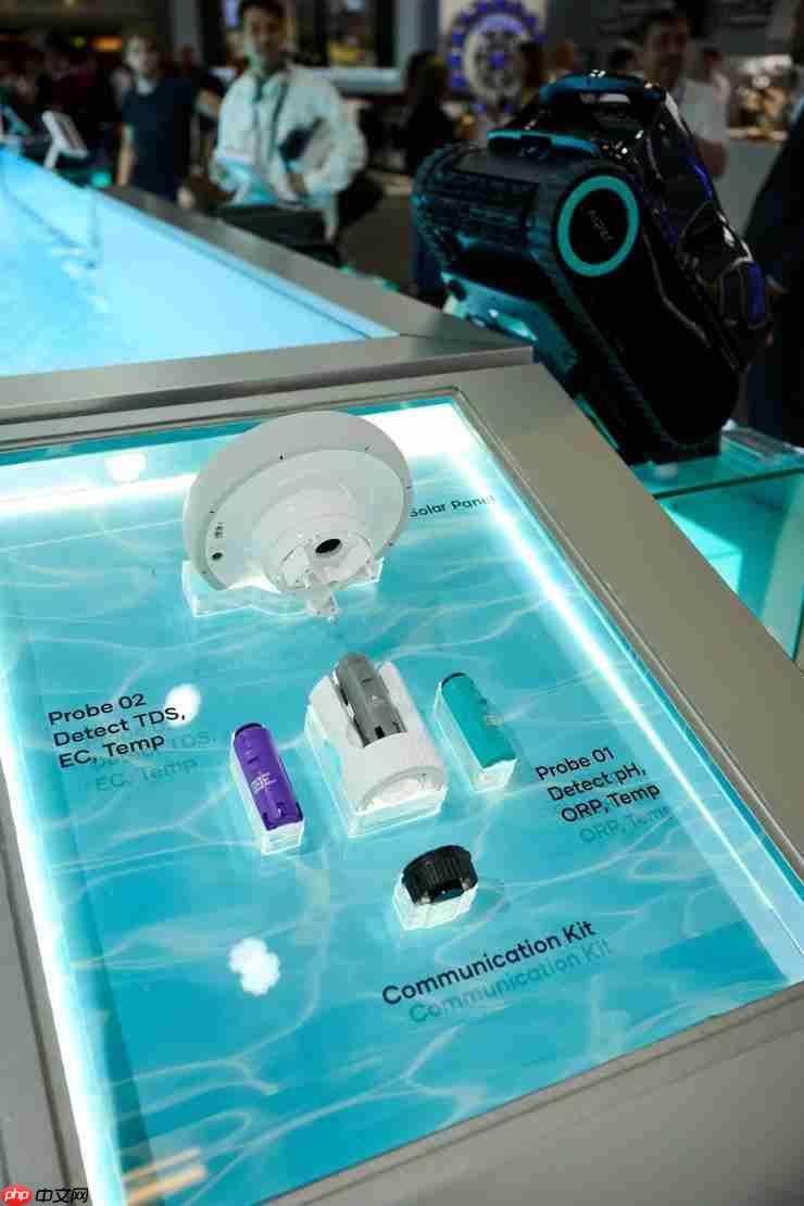 元鼎智能亮相IFA 2025 | 全球首发 AI泳池清洁机器人