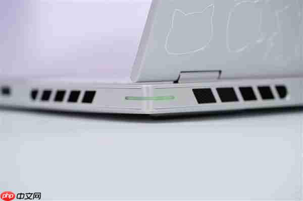 锐龙9 9850HX仅7999元!七彩虹MEOW橘宝R16 Ultra游戏本图赏