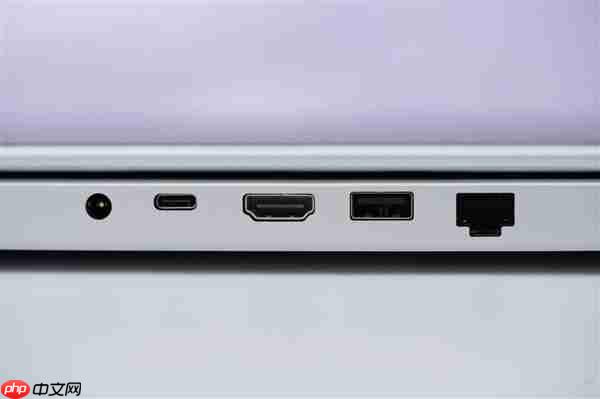 锐龙9 9850HX仅7999元!七彩虹MEOW橘宝R16 Ultra游戏本图赏