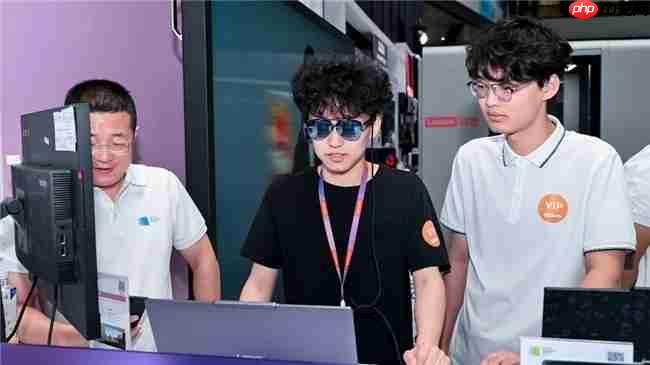 近200项前沿技术及产品亮相,联想集团展示“人工智能+”落地成果