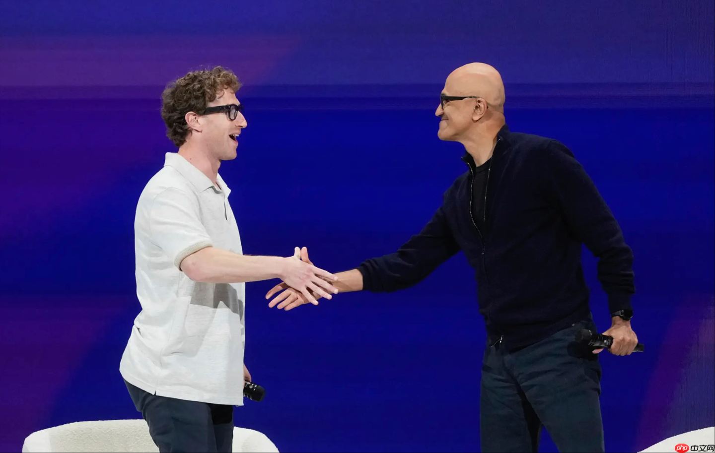 微软挖角Meta人才，薪酬匹配与高层决策快速行动标题