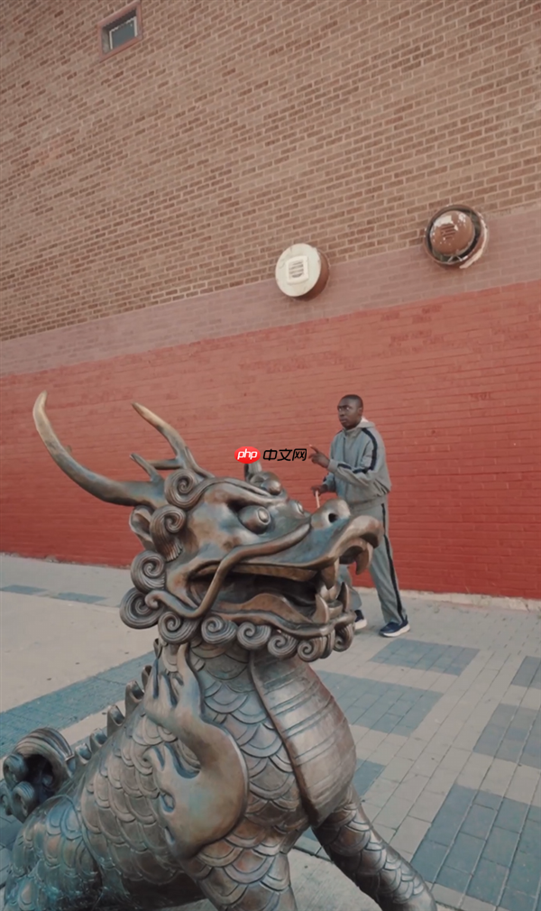 全球第二大网红 无语哥首次全网官宣中国行