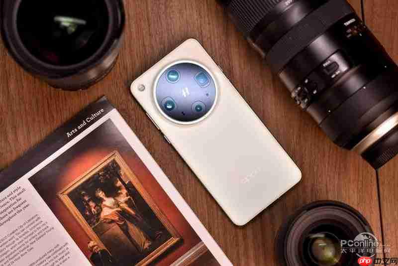 OPPO Find X9 Ultra或将采用2K直屏,旗舰定位再升级!