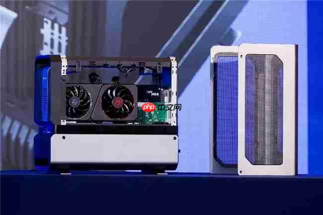 空间压缩术:英特尔携生态伙伴推出高性能双卡工作站