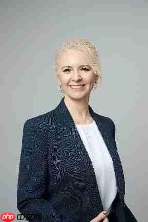 央视推荐的看球好搭子!RGB-Mini LED电视再次刷屏