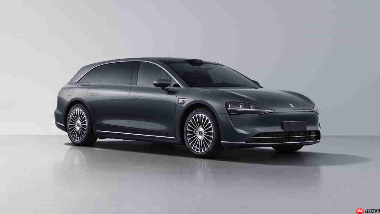 余承东称享界S9T将于9月上市,分布式4D毫米波雷达上车