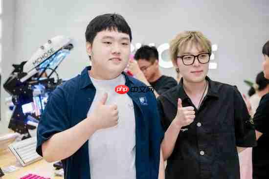 迈从全球首家旗舰店空降深圳壹方天地！