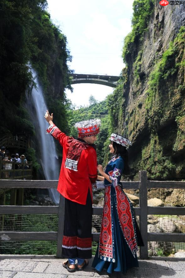 恩施大峡谷×美团丨国际文旅周：彰显“北纬30°”地质IP国际范