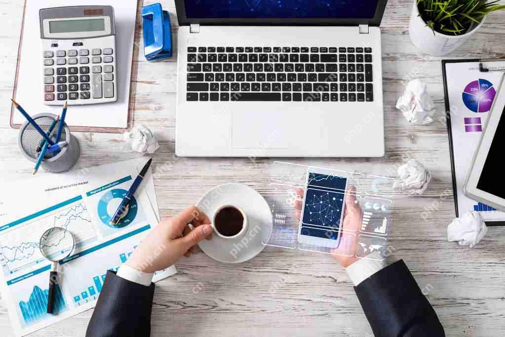 APP开发:套用模板开发还是定制开发好?