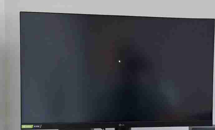 什么?RTX50/40系出事了!英伟达新驱动更新导致黑屏