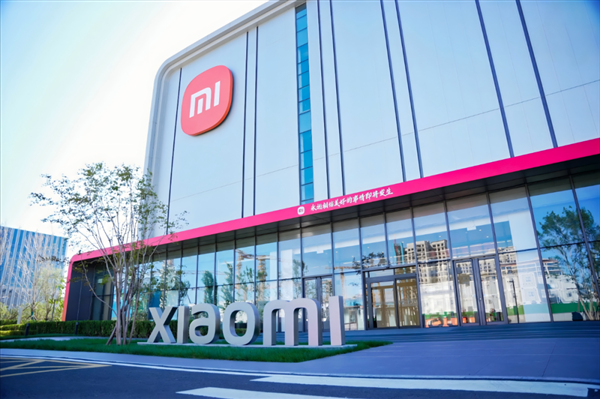 小米晒手机智能工厂:单线产能600台/小时 是代工厂两倍