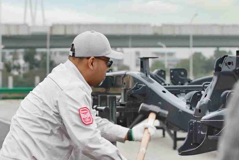 武汉造,全球范!东风猛士科技尽展智能科技与硬核越野实力