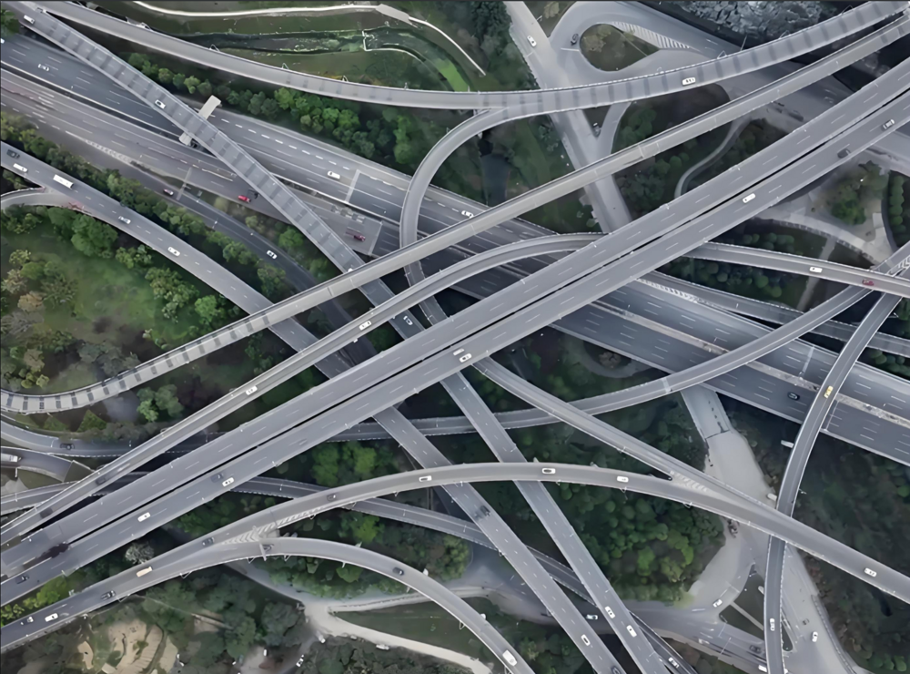 长城汽车给高阶智驾再上强度!魏牌全新高山“车位到车位”惊艳山城