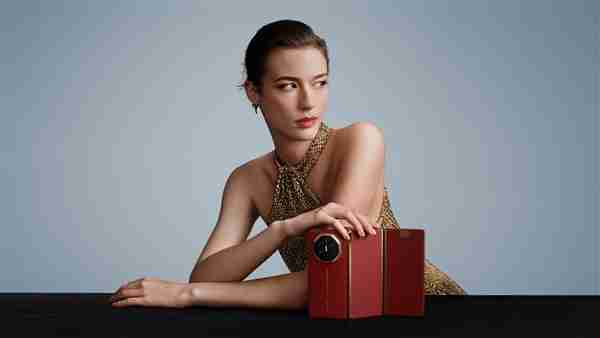 全球首款三折叠!曝华为Mate XT非凡大师3月升级纯血鸿蒙