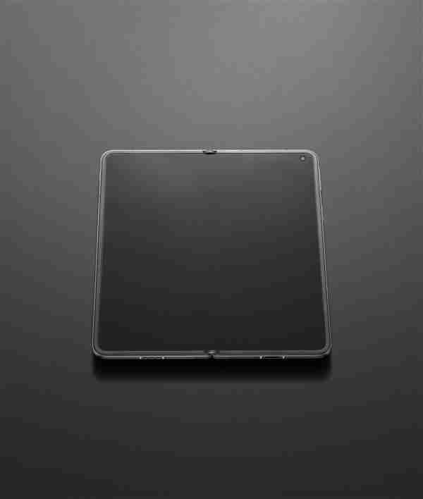 平整得不像折叠屏！刘作虎秀出OPPO Find N5：你永远可以相信OPPO