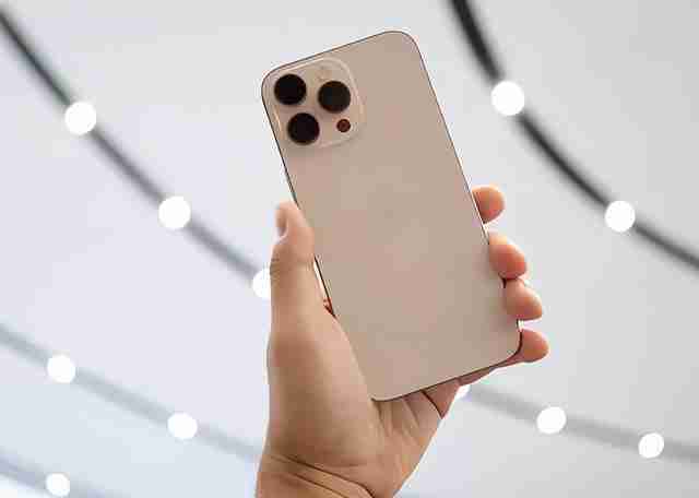 有点尴尬了,二手销量,国产机被iPhone吊打了