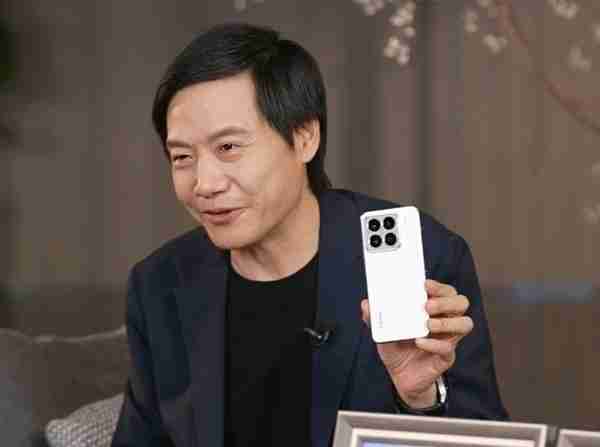 国产高端旗舰销量揭晓:小米大幅领先华为 稳居第一