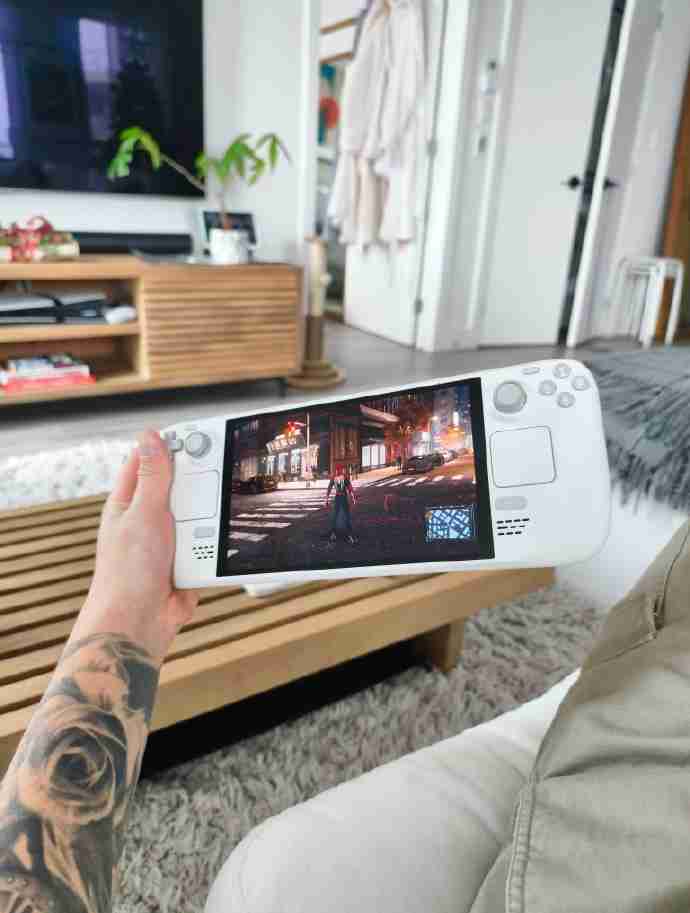 玩久了手不酸吗?宏碁推出巨无霸掌机Nitro Blaze 11