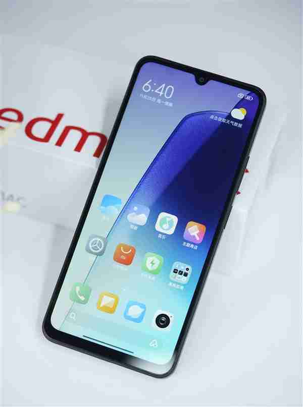 499元超低价神机!Redmi 14C图赏