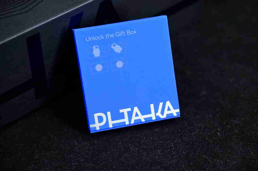 让iphone使用起来更便捷一点,pitaka礼盒开箱图赏