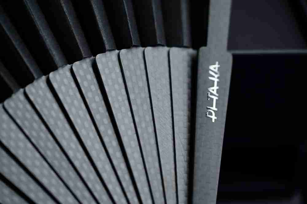 让iphone使用起来更便捷一点,pitaka礼盒开箱图赏