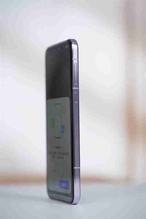 100倍变焦超远摄之王!荣耀Magic7 RSR保时捷设计图赏