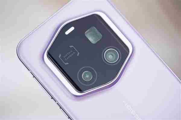 100倍变焦超远摄之王!荣耀Magic7 RSR保时捷设计图赏