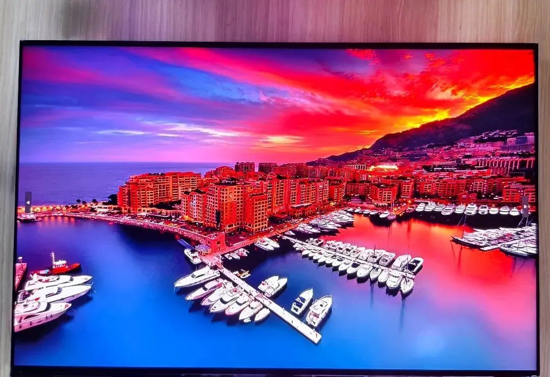 HKC 成功研发点亮 36.5 英寸 8K 120Hz 显示器面板、16 英寸 1Hz 超低刷笔记本面板