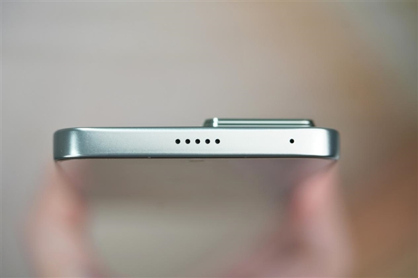 2000元档六边形战士!荣耀GT极光绿图赏