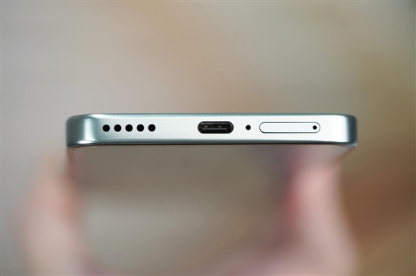 2000元档六边形战士!荣耀GT极光绿图赏