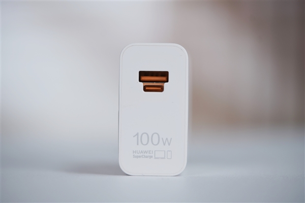 史上最强Mate!华为Mate 70 Pro+飞天青图赏