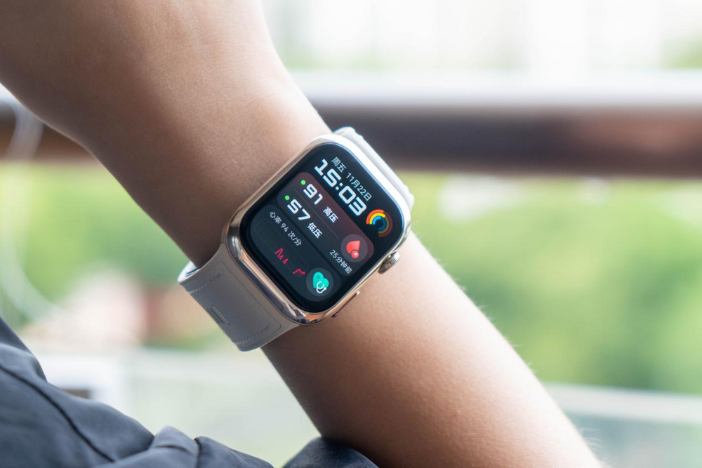 华为首款动态血压监测手表，华为WATCH D2带来血压健康管理新方式